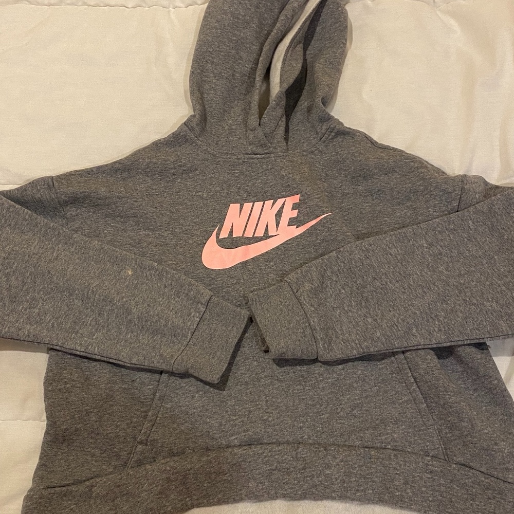 Nike cropped hoodie